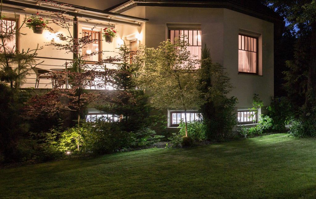 villa-with-patio-l